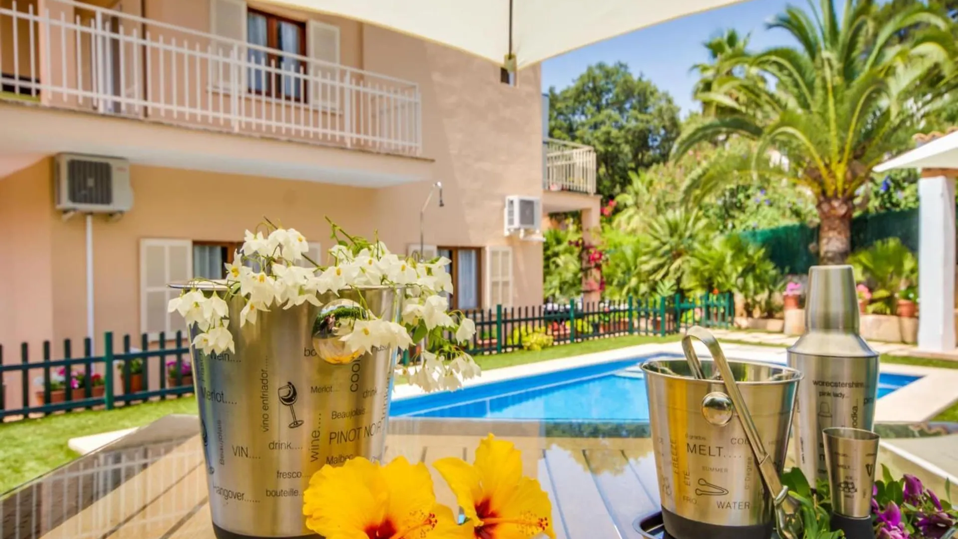 Villa For 9 Guests In Alcudia