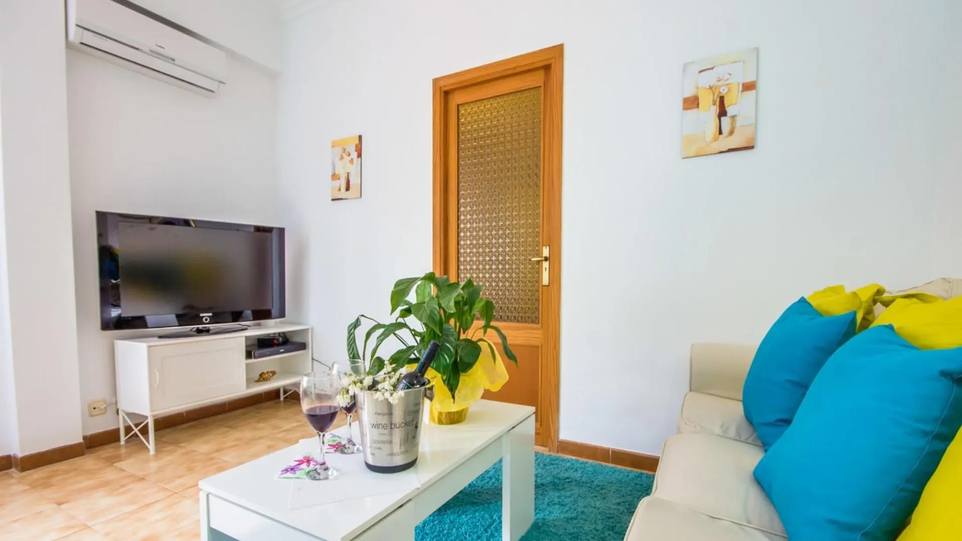 Vakantiehuis Villa For 9 Guests In Alcudia Spanje