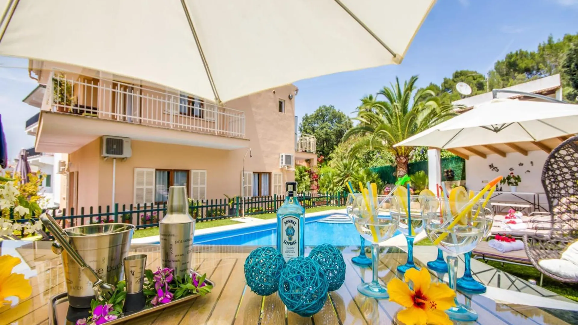 Villa For 9 Guests In Alcudia Alcúdia