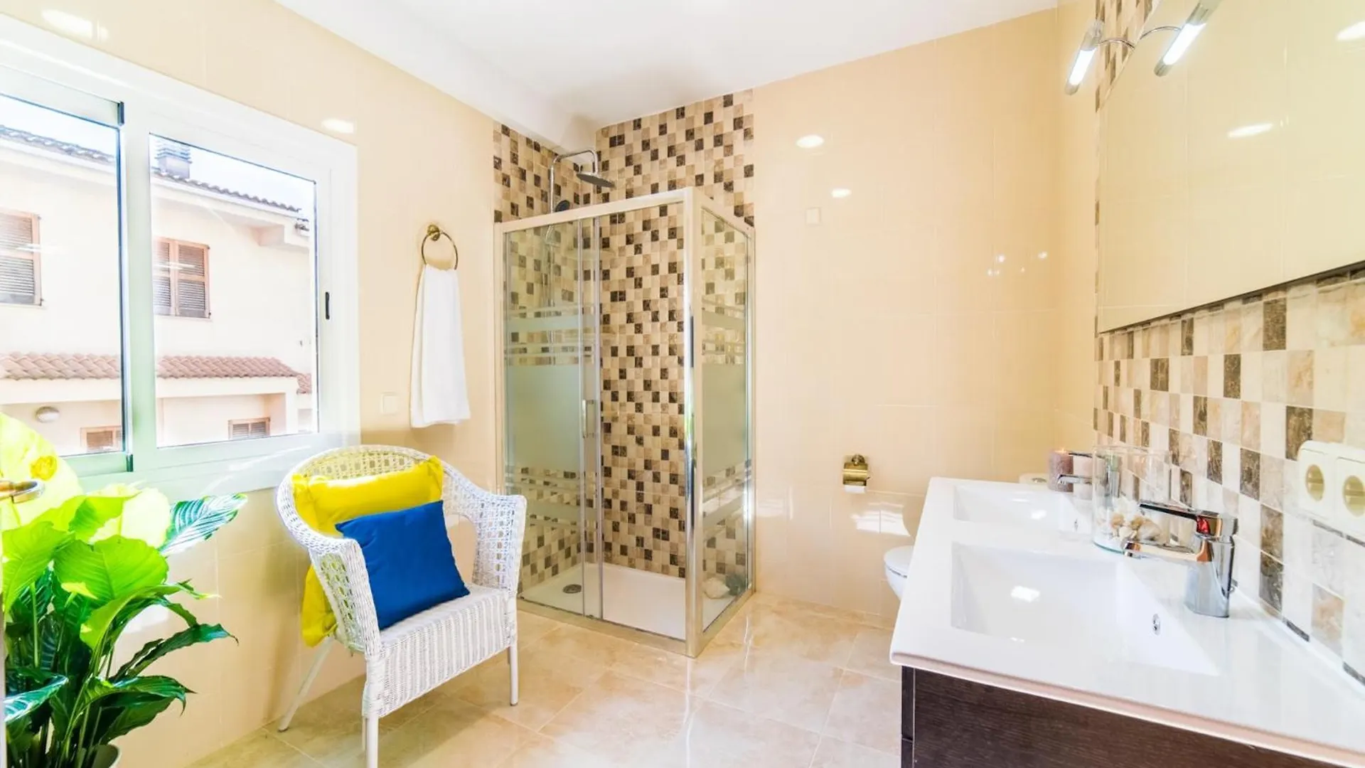 Villa For 9 Guests In Alcudia Vakantiehuis
