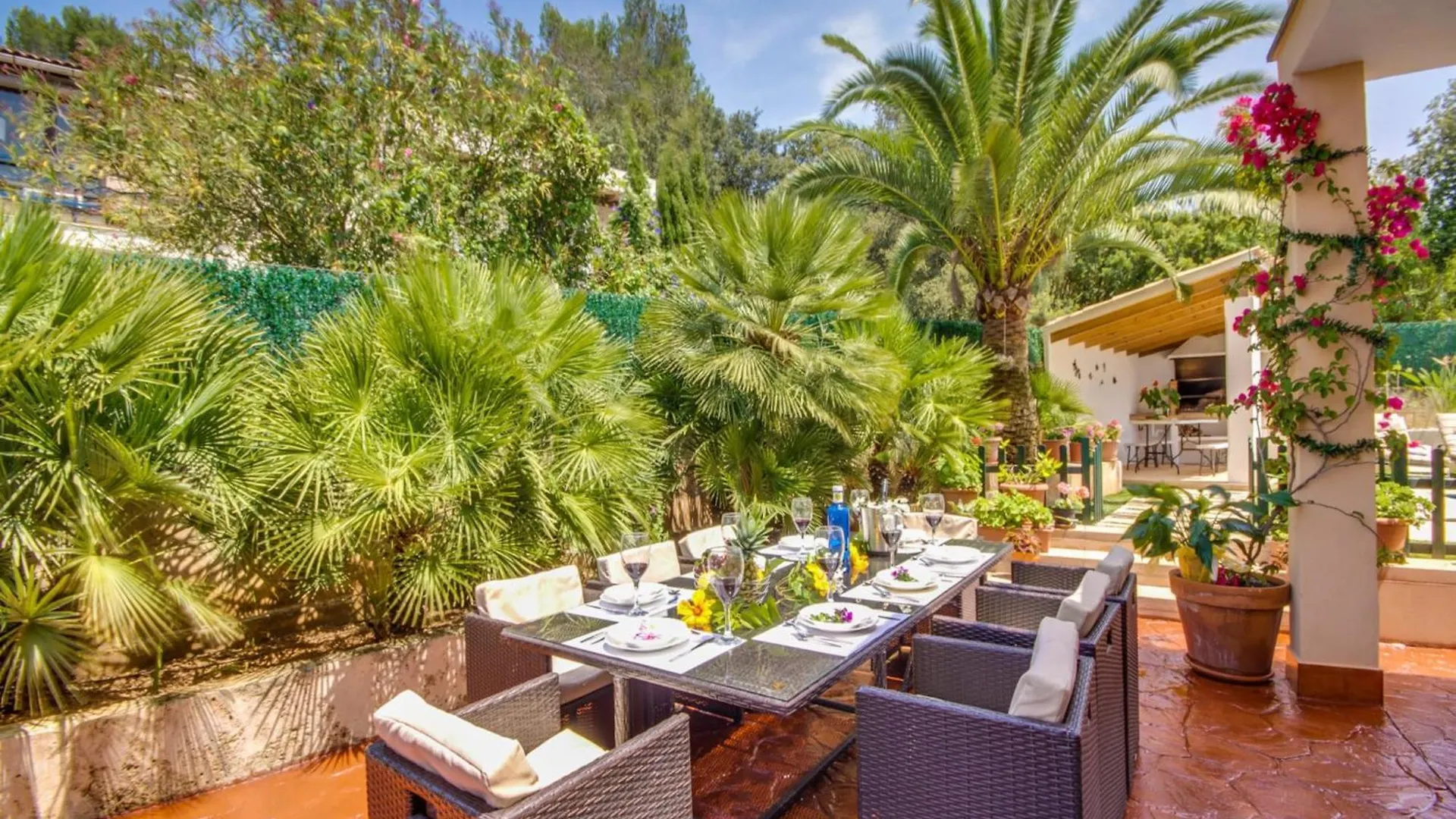 Villa For 9 Guests In Alcudia